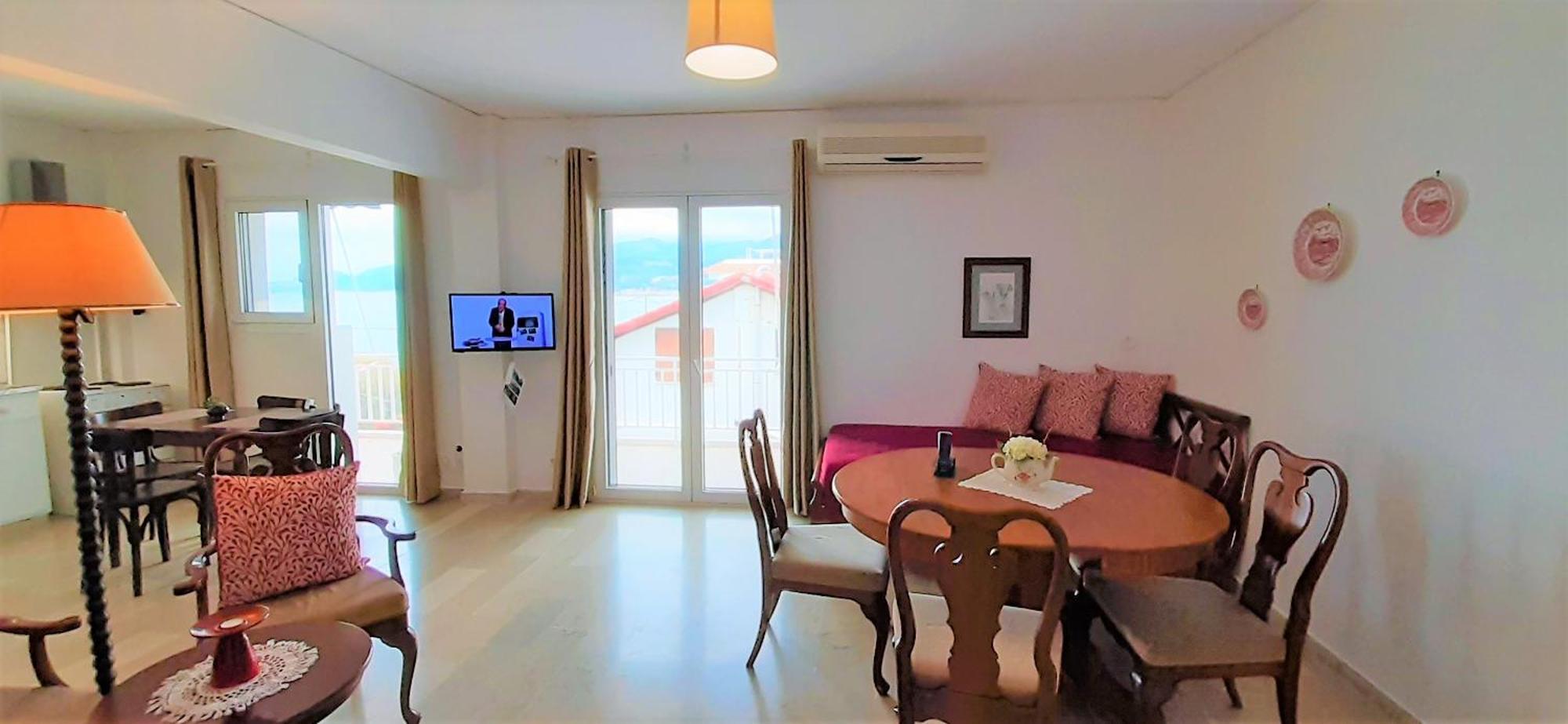 Mondo Cosseri Akrata Apartment Ngoại thất bức ảnh